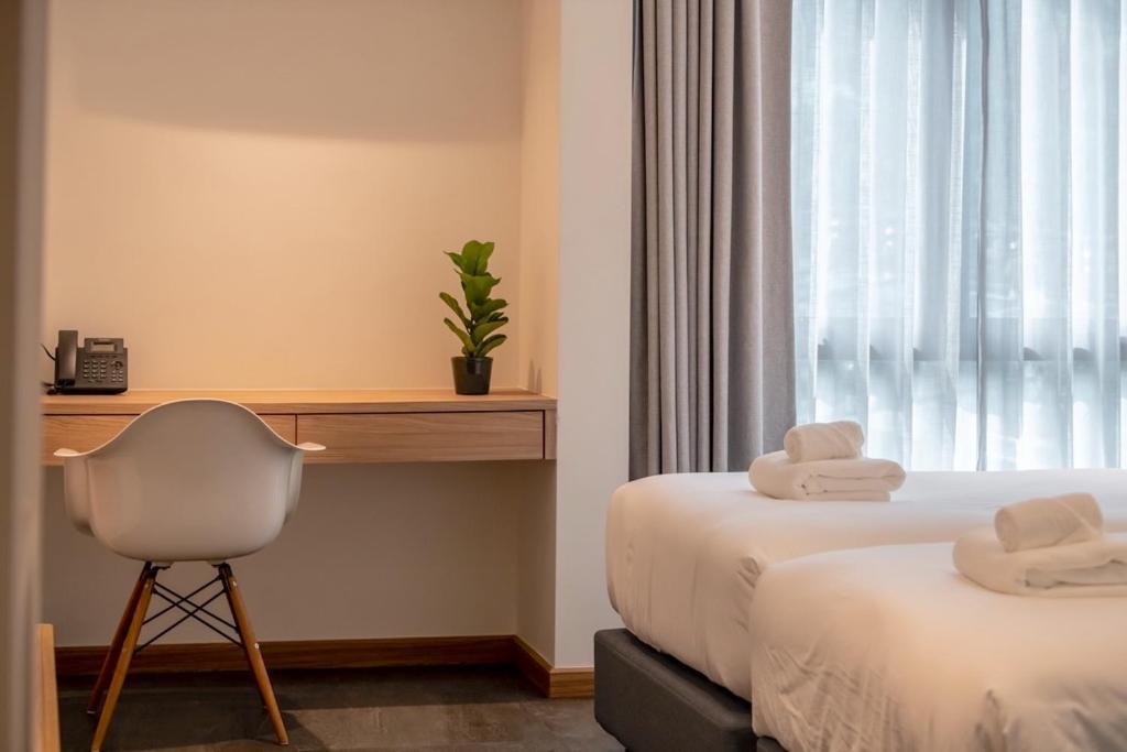 Zen Master Hotel Бангкок Экстерьер фото