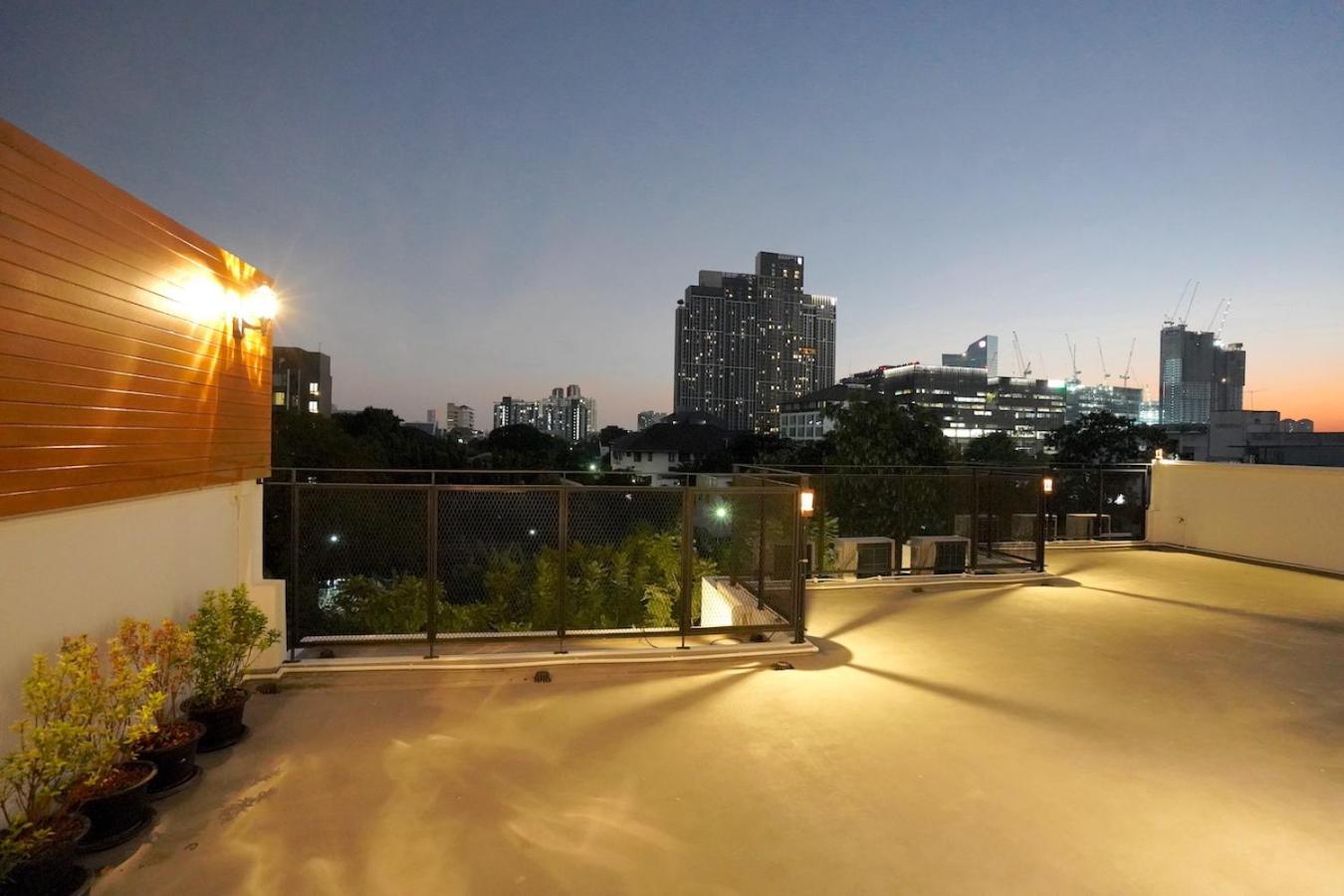 Zen Master Hotel Бангкок Экстерьер фото