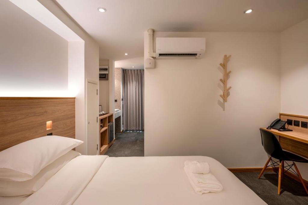 Zen Master Hotel Бангкок Экстерьер фото